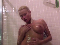 Home Movie Of Nikita Showering And Shaving Herself