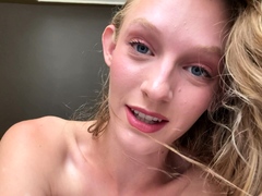 Blonde Teen Solo Masturbation